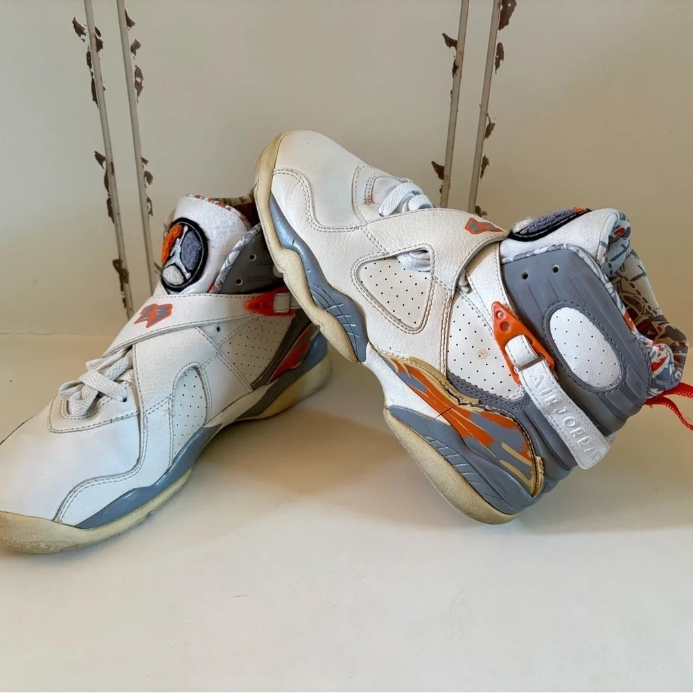 Air Jordan Retro 8 - Orange Blaze - Boys Size 6Y (2007 Release)